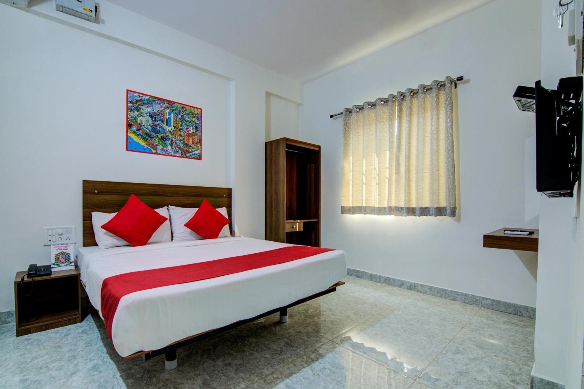 Hotel O Varcity Comforts Near Ragigudda Sri Prasanna Anjaneyaswamy Temple Bangalore Exterior photo