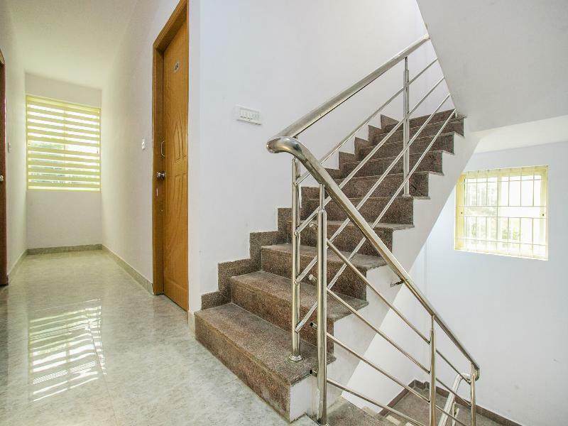 Hotel O Varcity Comforts Near Ragigudda Sri Prasanna Anjaneyaswamy Temple Bangalore Exterior photo